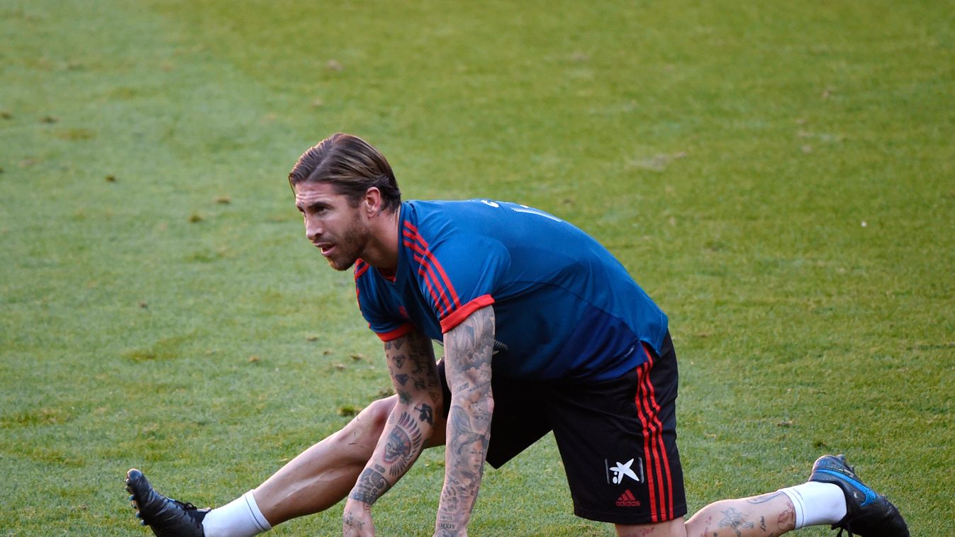 Ramos beérte Casillast