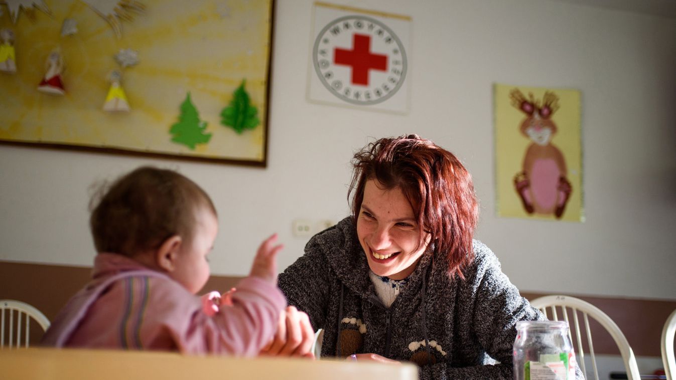 Júniusban indul a MOME és a Magyar Vöröskereszt újabb Baba Pakk akciója
