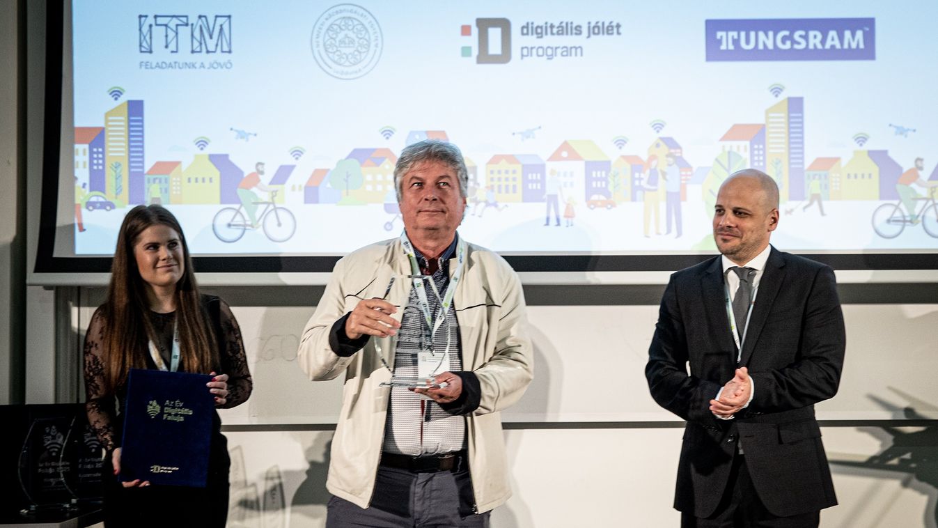 Az Év Digitális Faluja lett Alsómocsolád