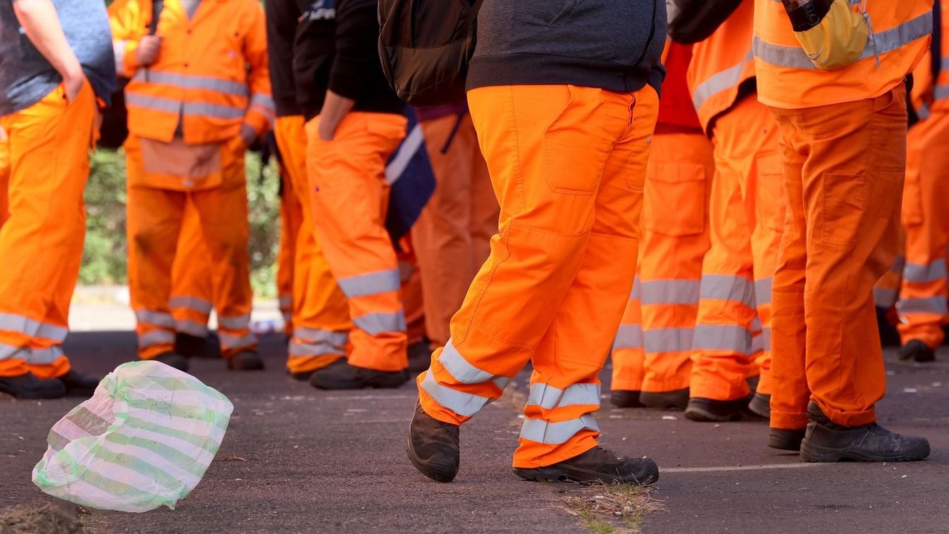 Megállapodtak a felek, újraindulhat a szemétszállítás Budapesten
