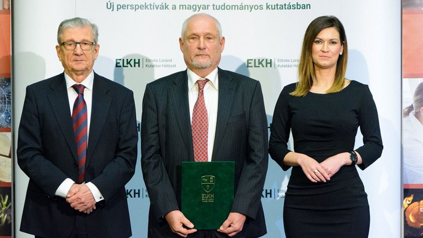 Címet kapott a pécsi egyetem oktatója, Vargyas Gábor professzor
