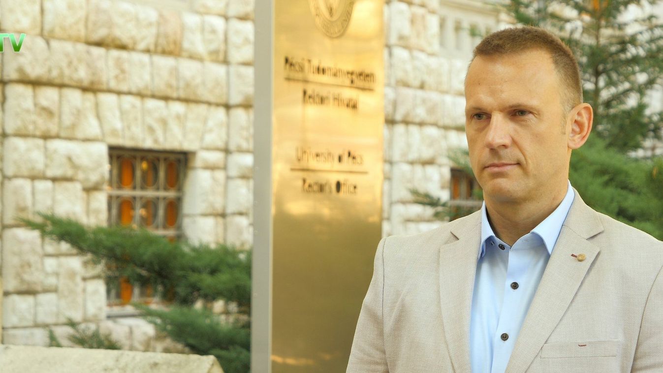 Kitüntették a pécsi tanszékvezetőt, Fedeles Tamás professzort
