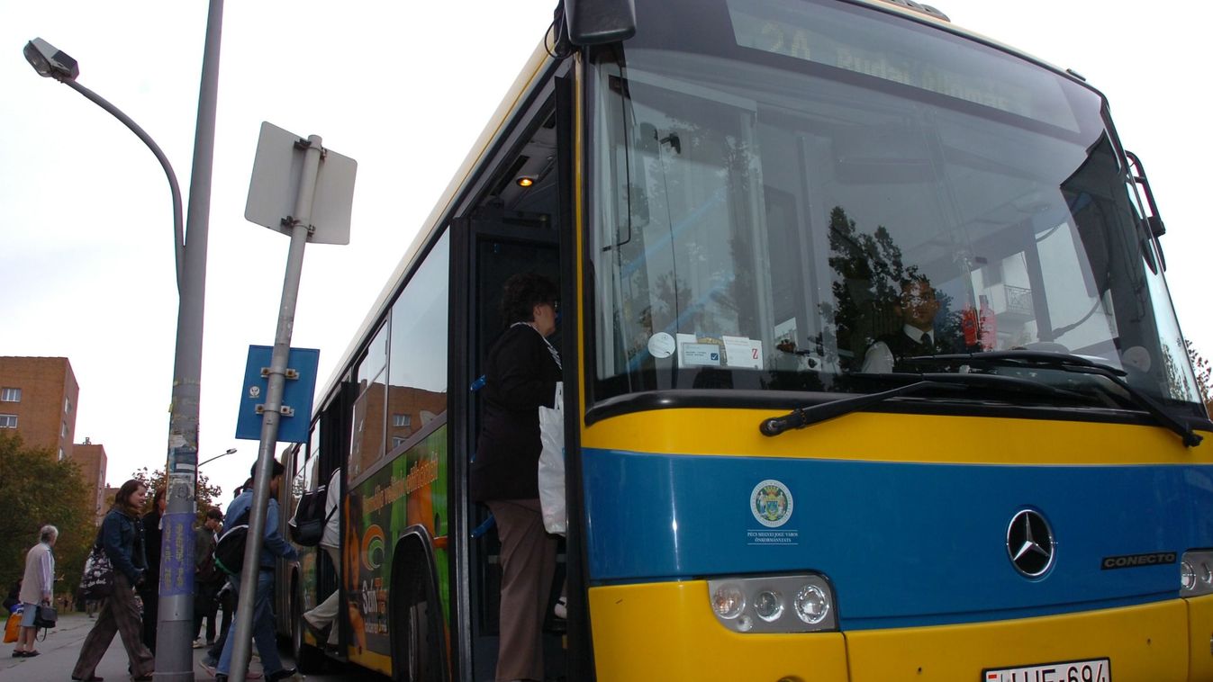 Minél hamarabb a csuklós buszokat is cserélni kellene