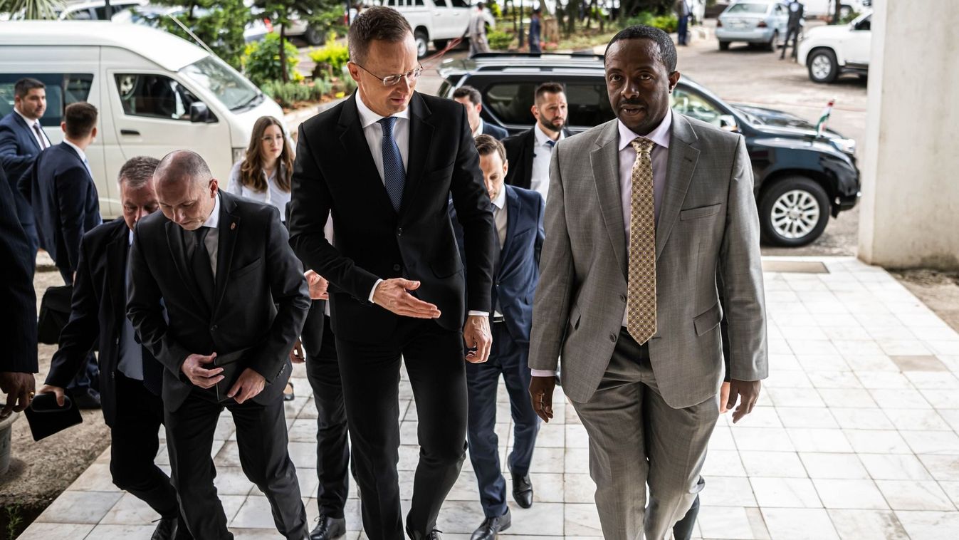 Szijjártó Péter: Afrika támogatása nélkül kezelhetetlen migrációs nyomás vár Európára (videó)