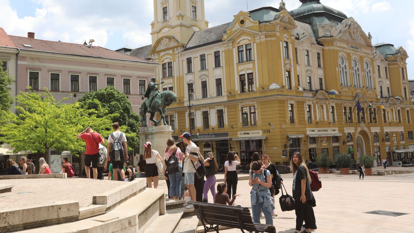 Durván ketyeg a baloldali pécsi adósságbomba