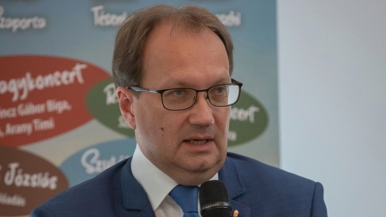 Hoppál: Baranya és Pécs gazdasága tovább erősödik