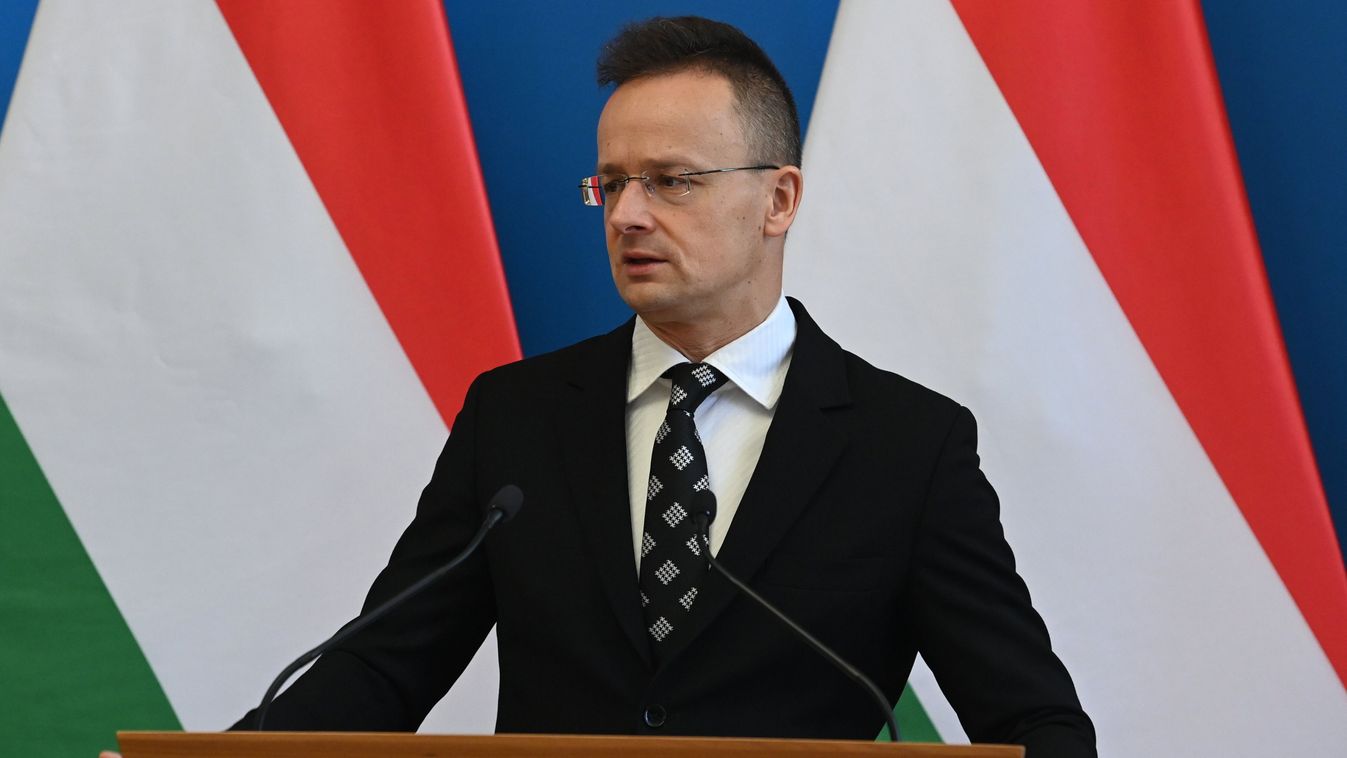 Szijjártó Péter: mindent meg kell tenni a NATO és Oroszország közötti konfliktus elkerüléséért