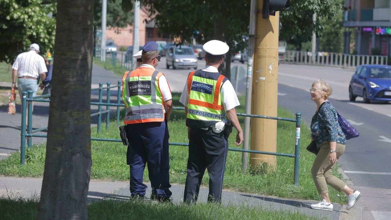 Pedestrians themselves (also) are at risk – our reader believes