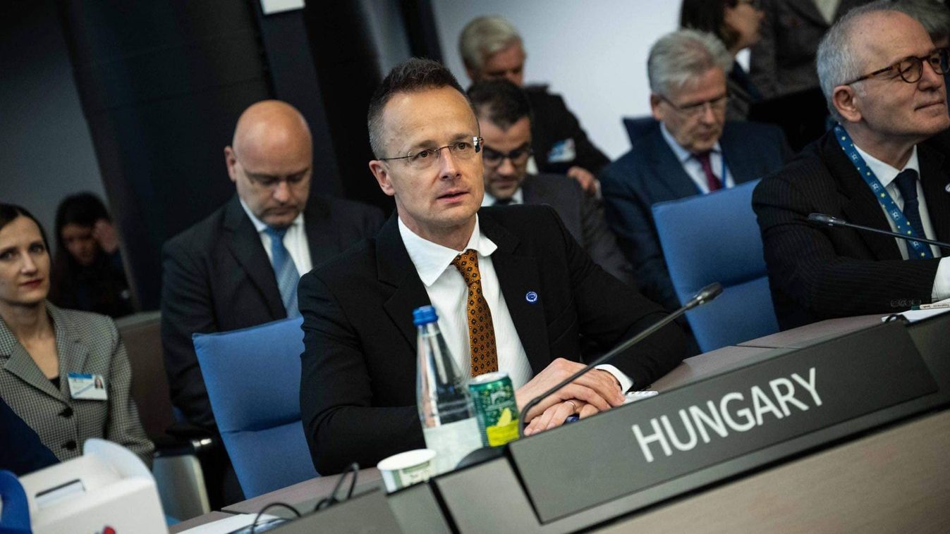 Szijjártó Péter: a magyar kormány elutasít mindenfajta nyomásgyakorlást az energiapolitika terén (videó)