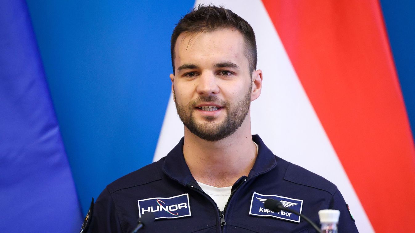 Kapu Tibor és Slawosz Uznanski együtt indul a Nemzetközi Űrállomásra