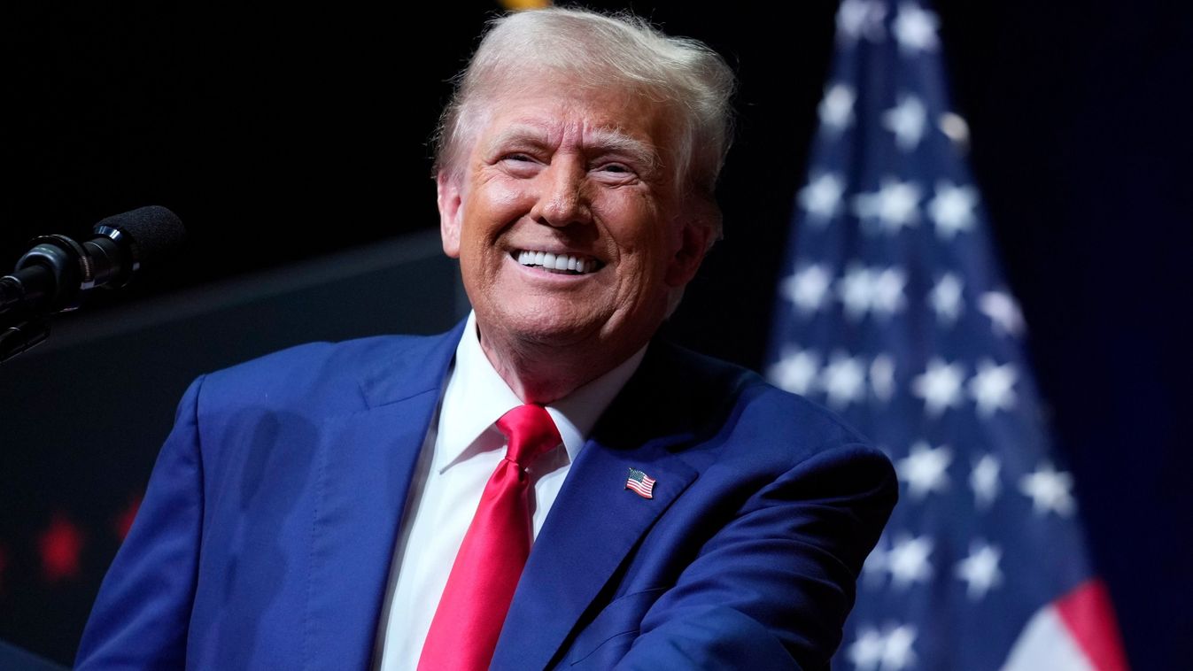 Donald Trump sajtótájékoztatóval folytatta kampányát