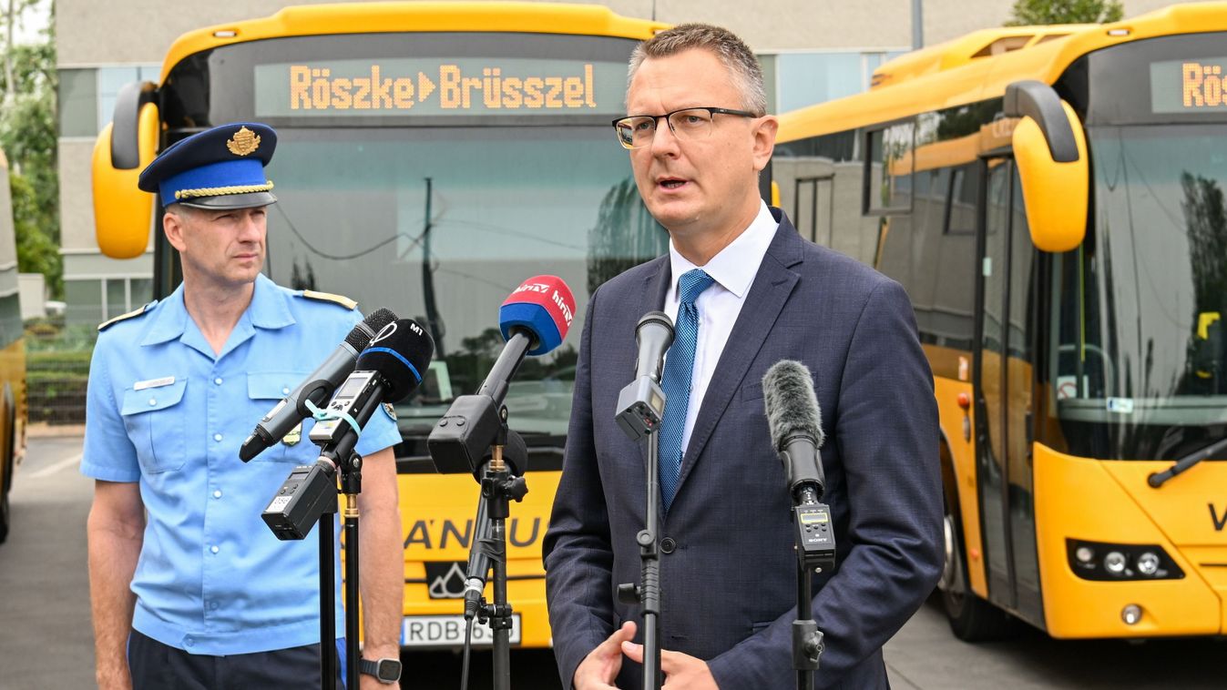 Rétvári Bence: Magyarországon nem lesz migránstábor
