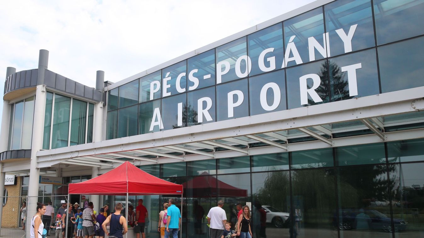 Mennyire drága a repülés Pécsről?