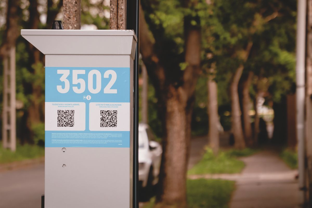parkolás adathalász QR kód
