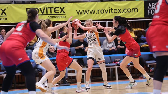 Ütközet a palánk alatt – NKA Universitas Pécs vs. Vasas