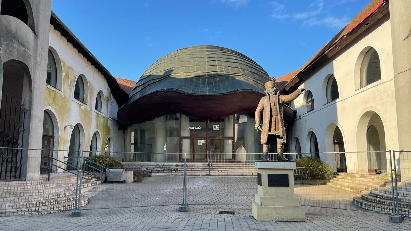 Felmondták a szerződést: mi lesz veled, Vigadó? (GALÉRIA)