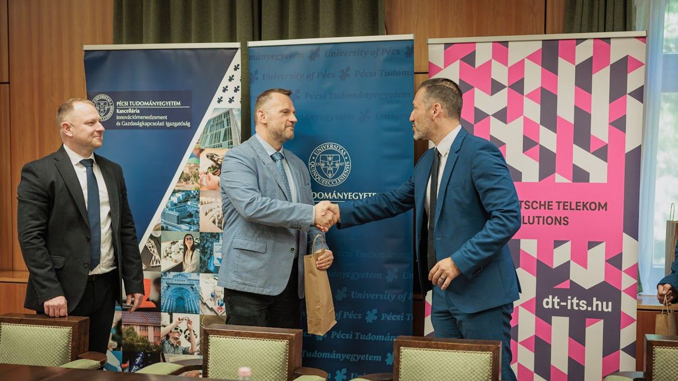 Nagyot lépett előre az egyetem, ezer hallgatónak segítenek