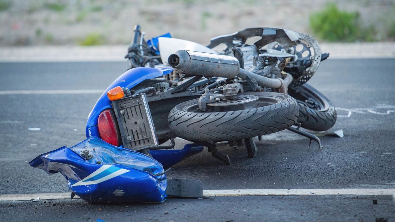 Sokkoló videó készült a motoros balesetről – mutatjuk!