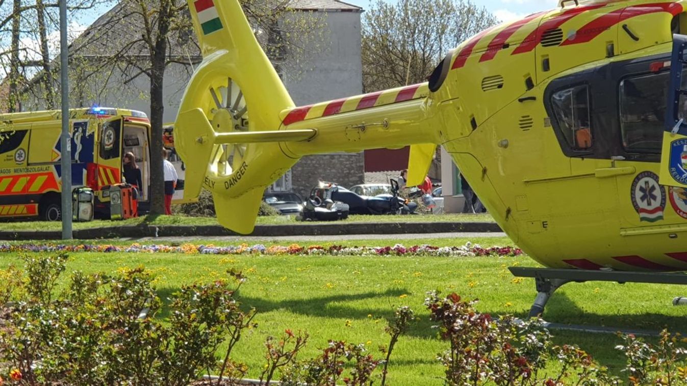 Megrázó baleset: apa és lánya sérült meg, mentőhelikopter is érkezett