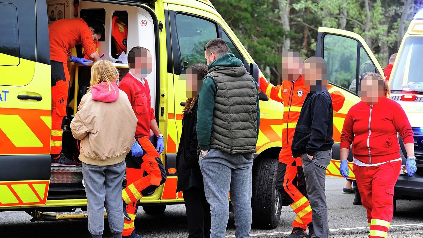 Csúnya buszbaleset történt Mohácson, többen megsérültek