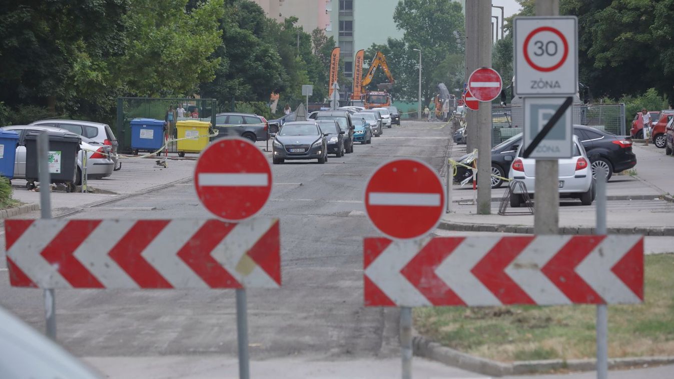 Ideiglenes forgalomkorlátozás lesz Pécsen a felvonulás miatt