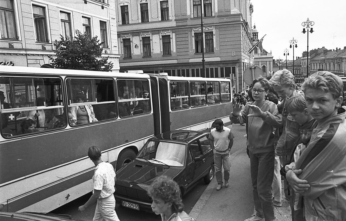 Amikor még buszok jártak a pécsi Széchenyi téren