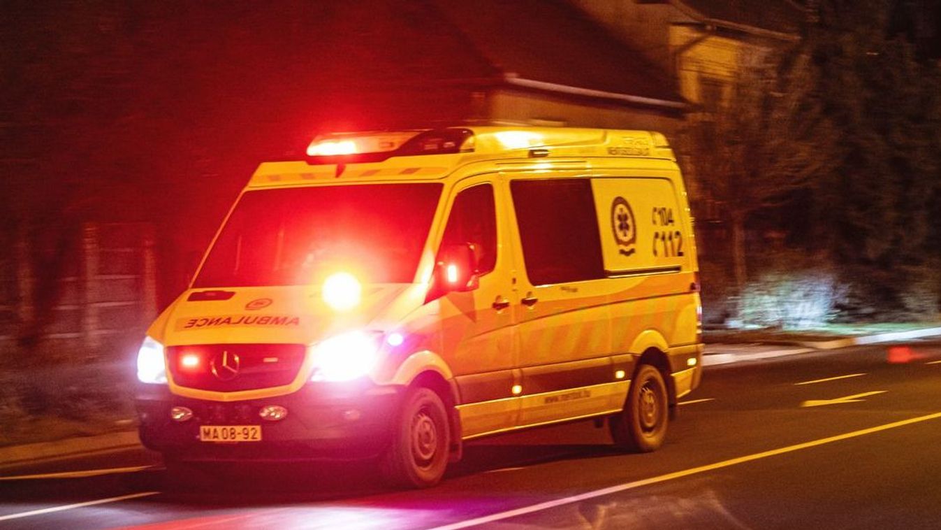 Frissítve! Újra kellett éleszteni egy 6 éves gyermeket a siklósi fürdőben