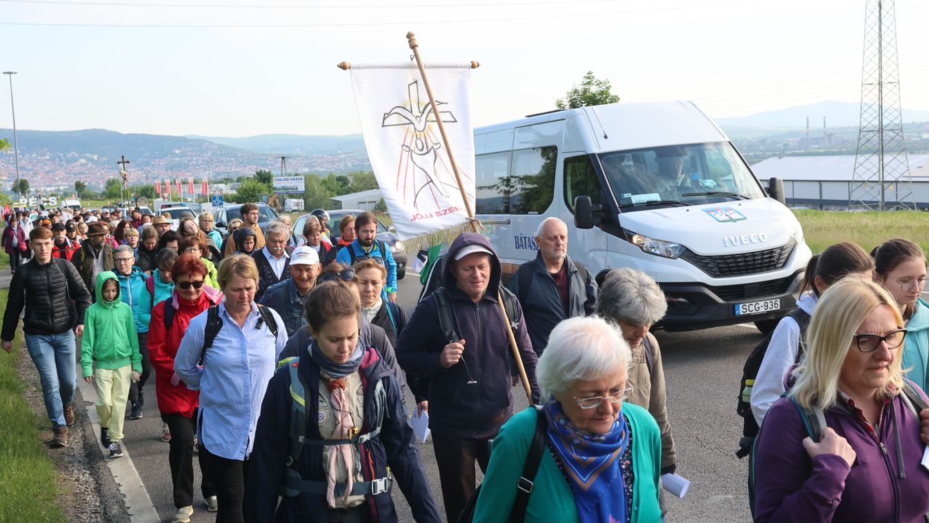 Volt, aki mosolygott, más könnyekkel ért célba