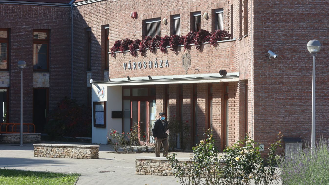 Pohl Marietta a korábbi kozármislenyi városvezetés négy ügye miatt feljelentést tesz - VIDEÓ!