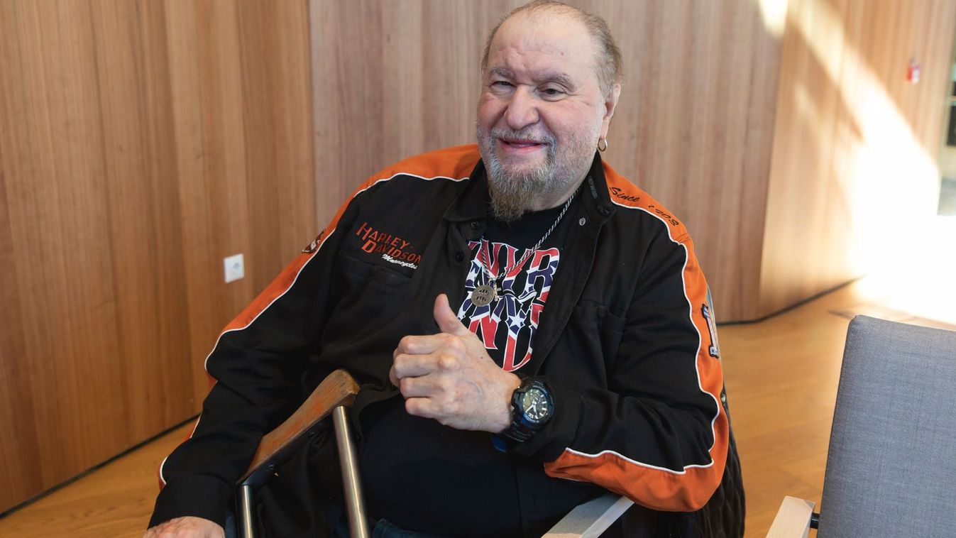 Bill kapitány újra pécsi színpadon