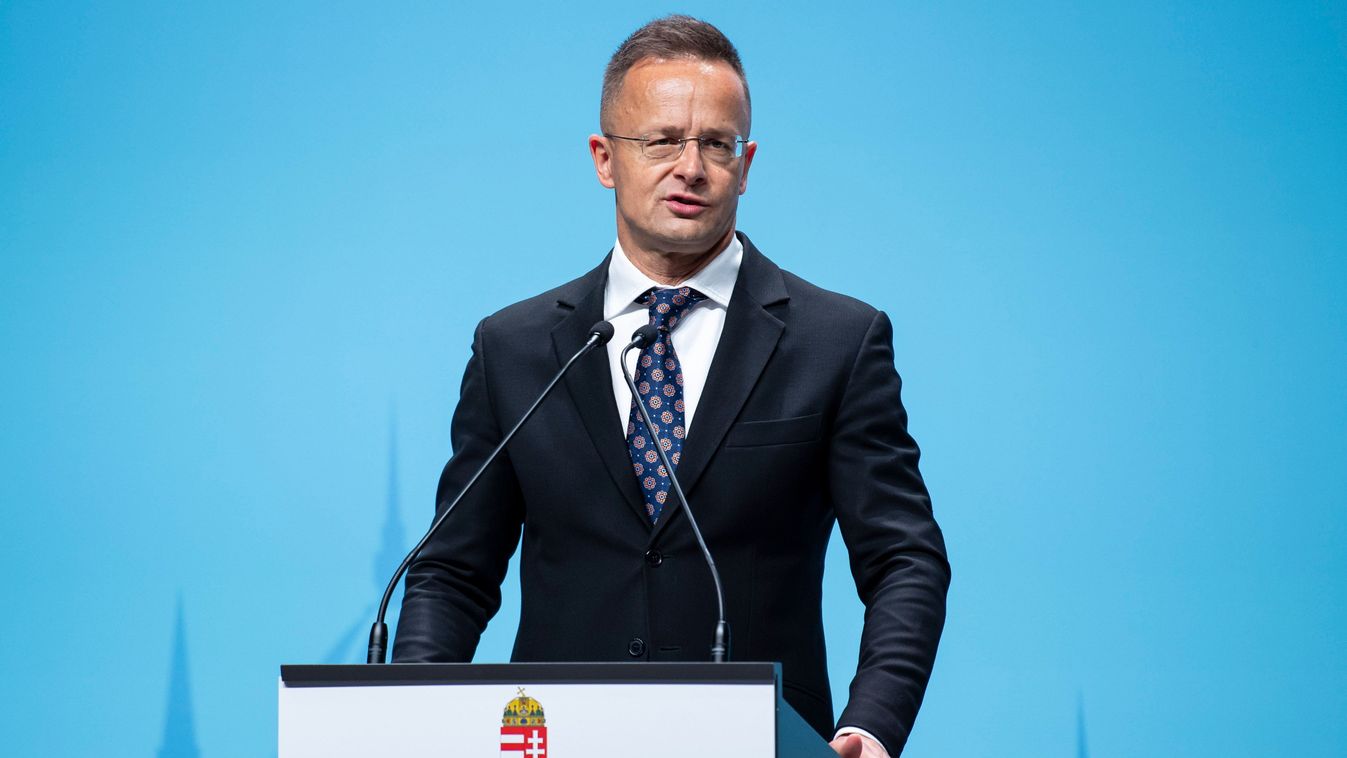 Szijjártó Péter: Ukrajna minden egyes törvénymódosítással újabb és újabb jogokat vett el a magyaroktól