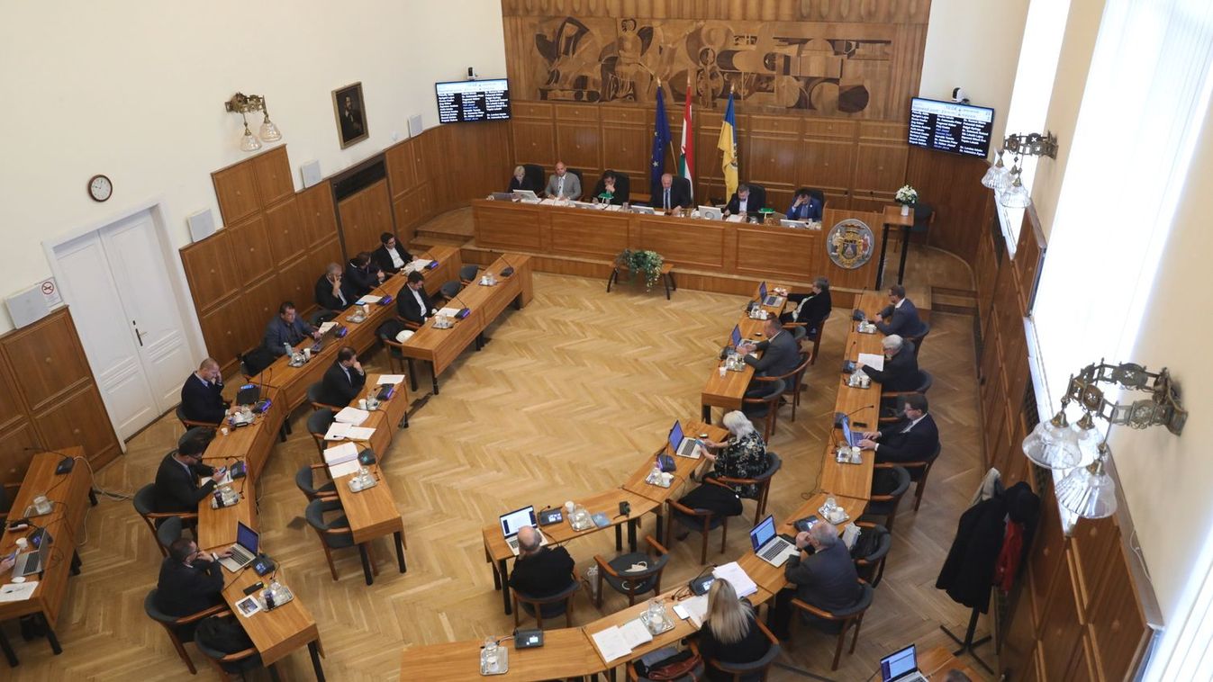 Lejár a megbízatásuk, hamarosan döntenek sorsukról