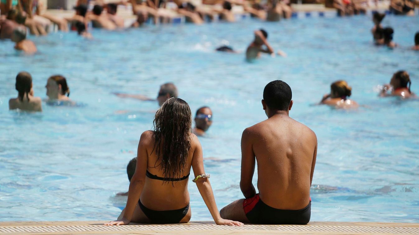 Nincs elég víz, később nyit a baranyai strand