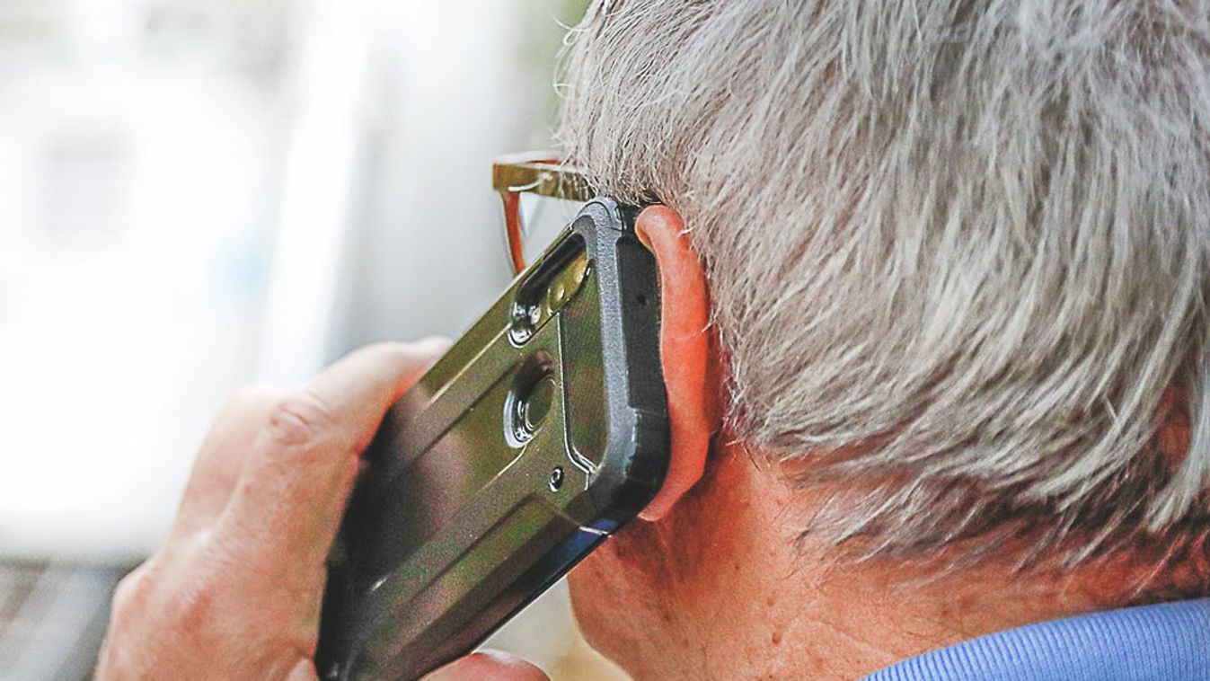 Veszélyes telefontokot hívott vissza a hatóság