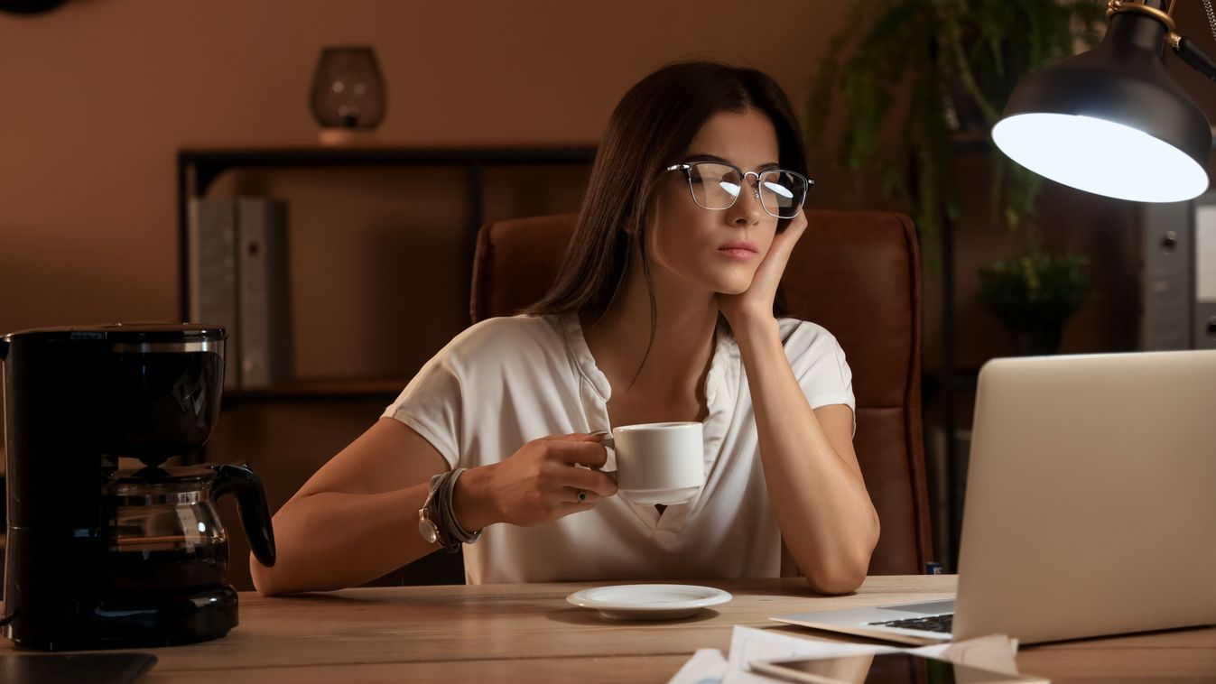 Kellemetlen hatással lehet az alvó agyra a koffein