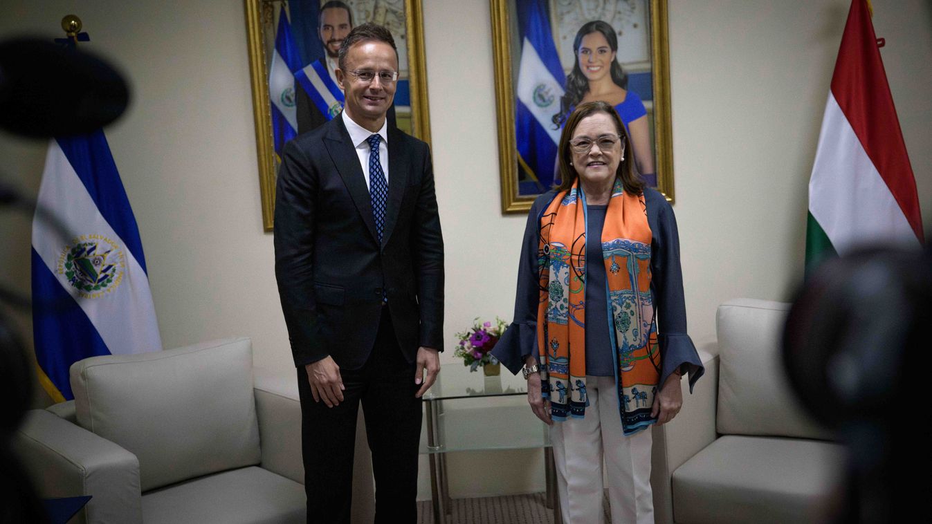 Szijjártó Péter: Magyarország és El Salvador is kiáll a szuverenitása védelme mellett