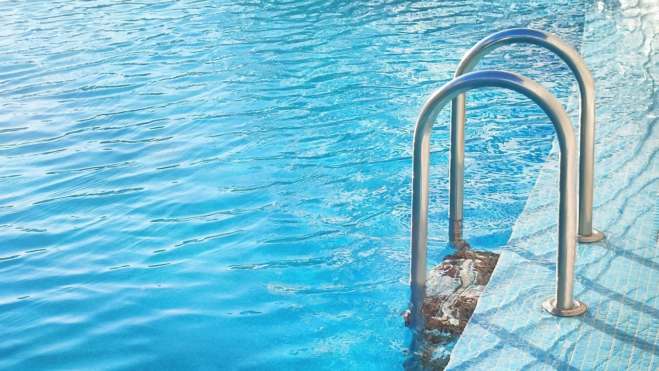 Többször is zárva tart Pécs egyik kedvelt strandja