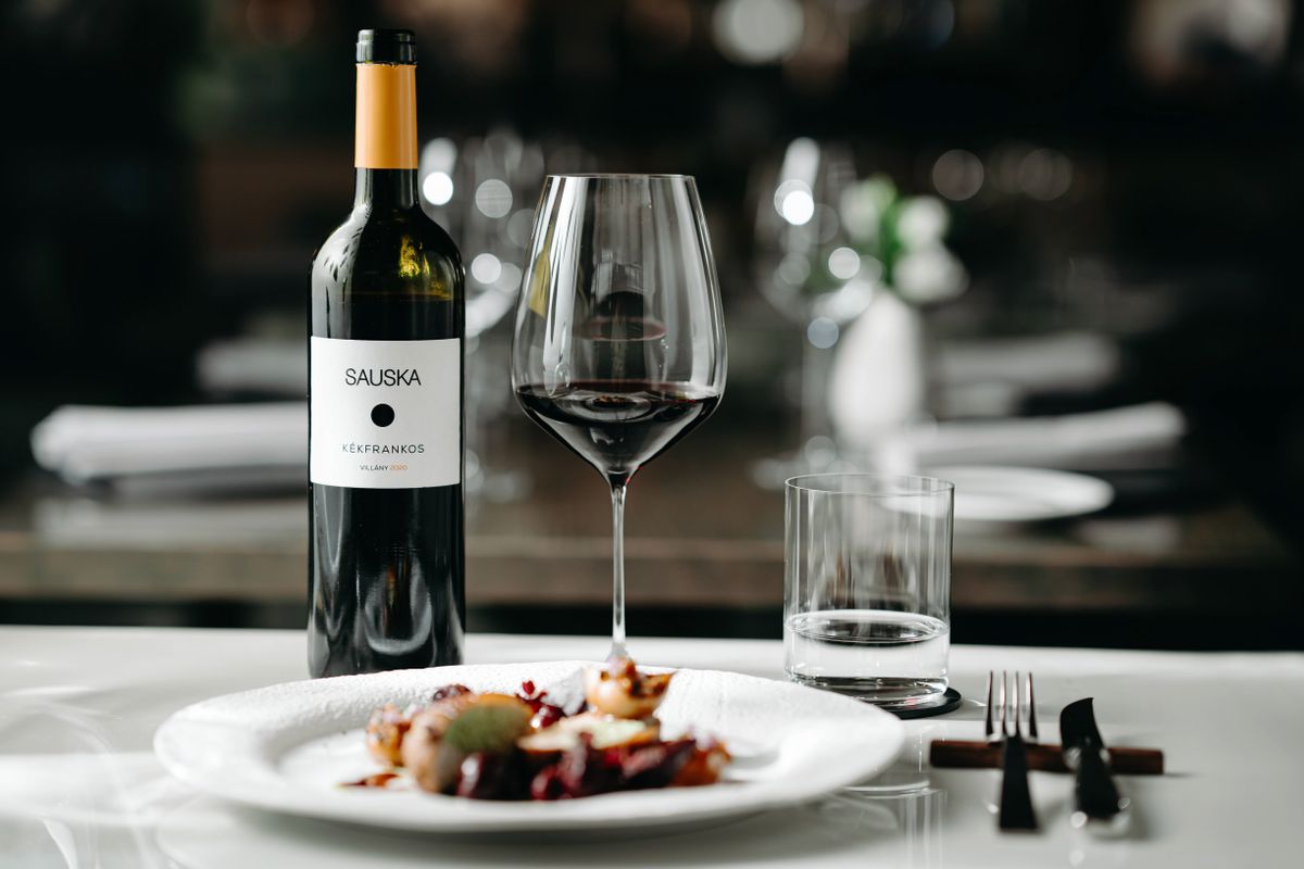 Sauska 48 Michelin Guide