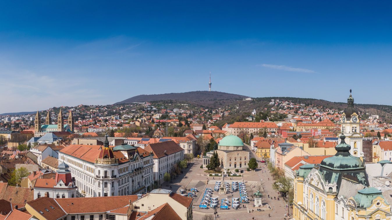 „Pécset madártávlatból” is láthatjuk