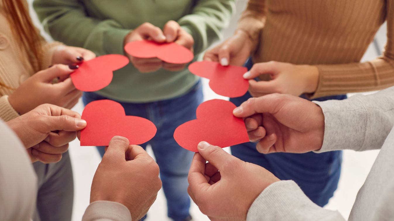 Jótékonysági kiállítás nyílik a pécsi Támasz Alapítvány támogatására