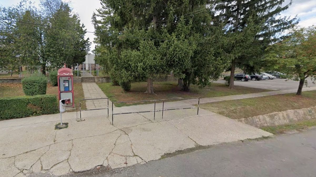 Megüthette a tanár az alsó tagozatos kisgyereket az órán