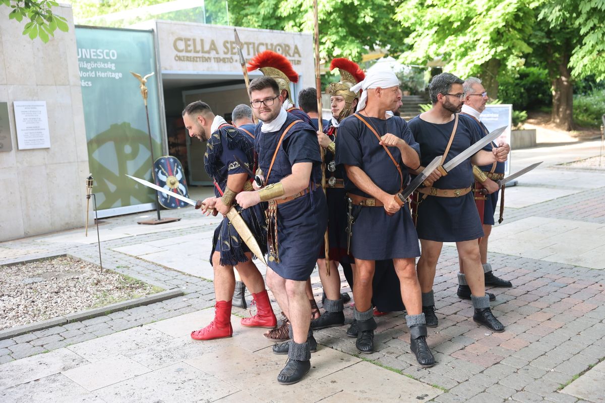Sopianae Reviviscit Történelmi Hagyományőrző Egyesület